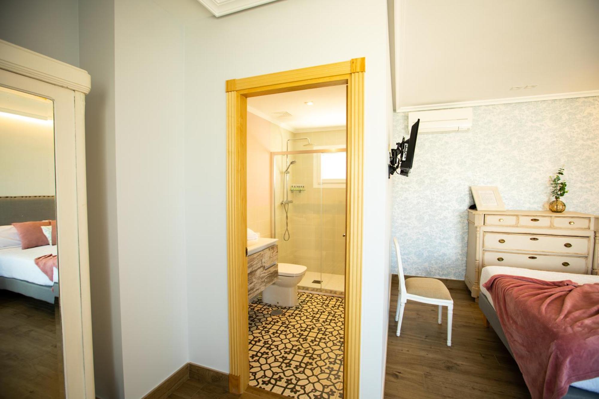El Patio De Los Jazmines Boutique-House กอนซูเอกรา ภายนอก รูปภาพ