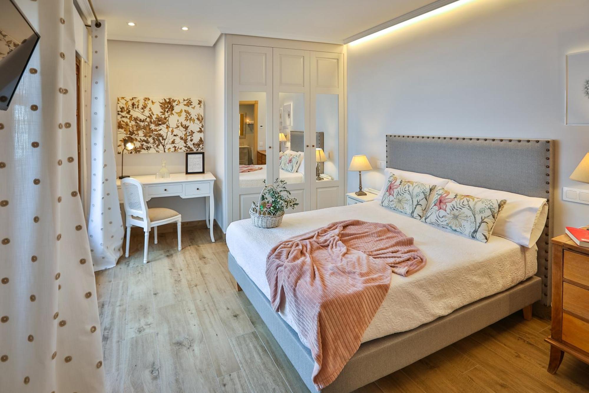 El Patio De Los Jazmines Boutique-House กอนซูเอกรา ภายนอก รูปภาพ