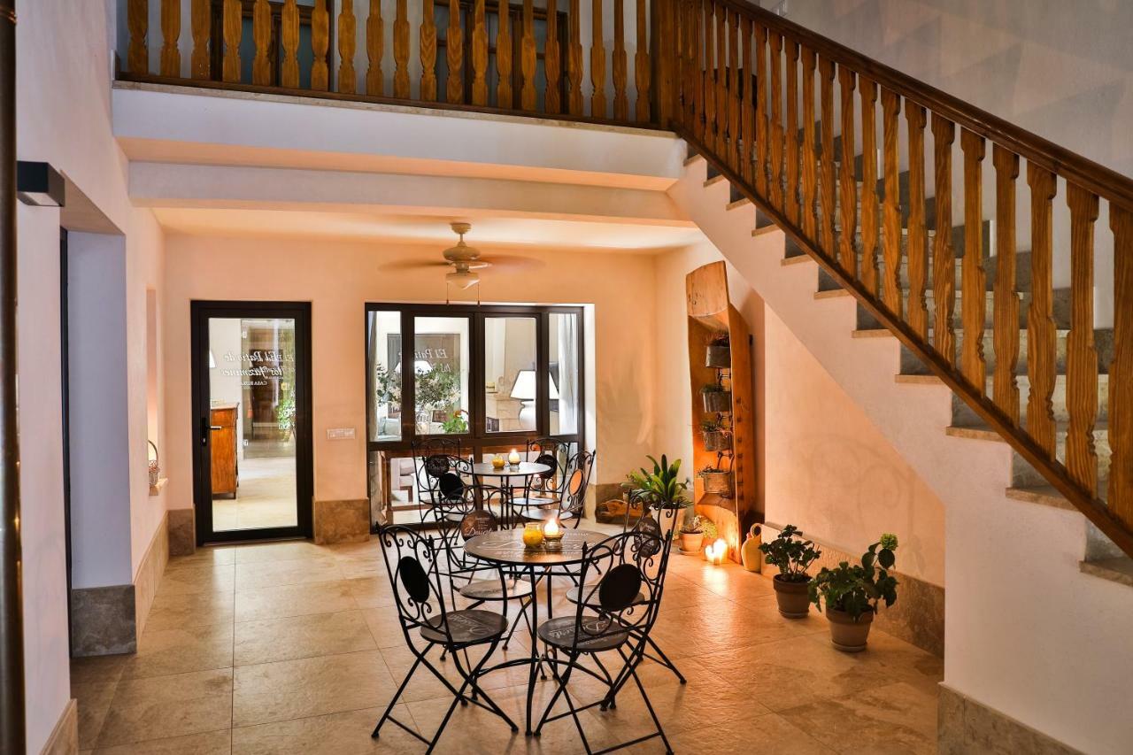 El Patio De Los Jazmines Boutique-House กอนซูเอกรา ภายนอก รูปภาพ