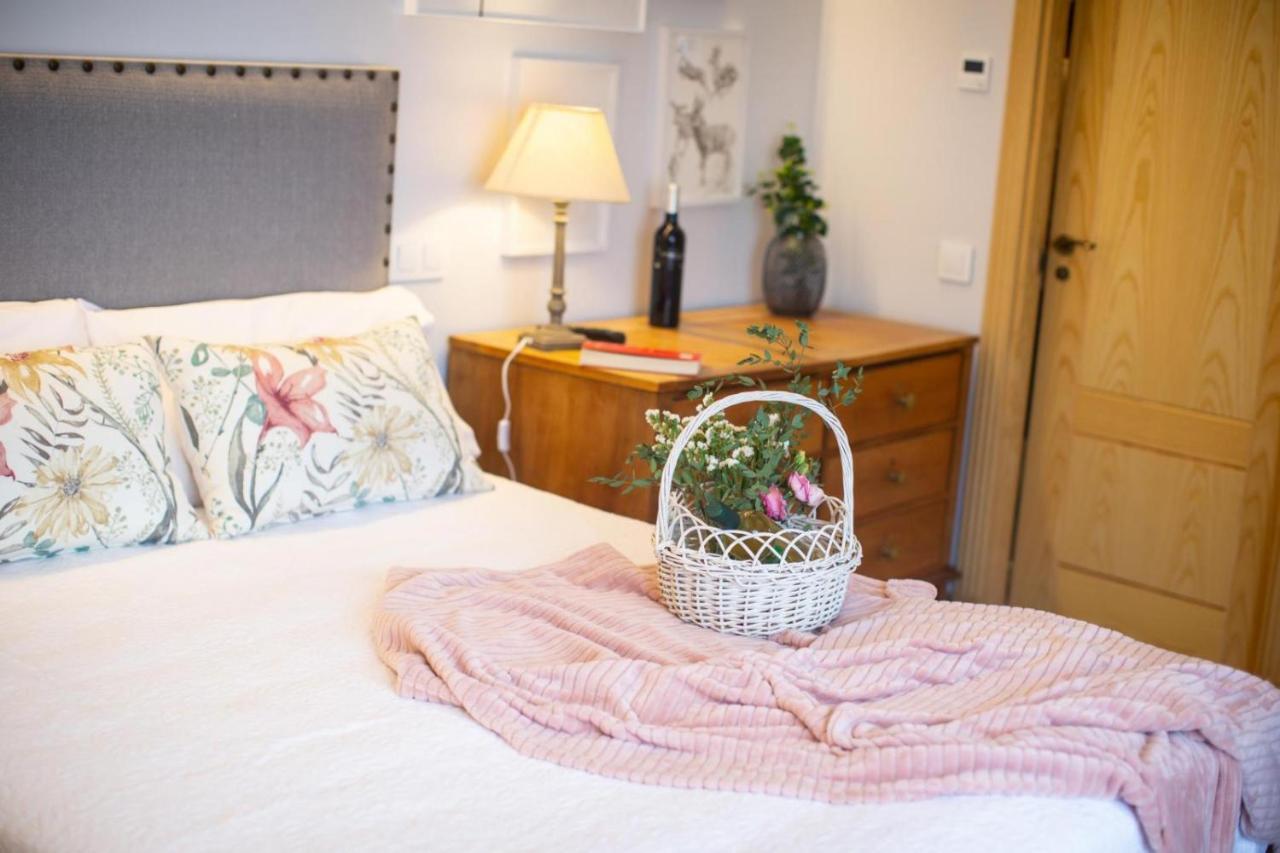 El Patio De Los Jazmines Boutique-House กอนซูเอกรา ภายนอก รูปภาพ