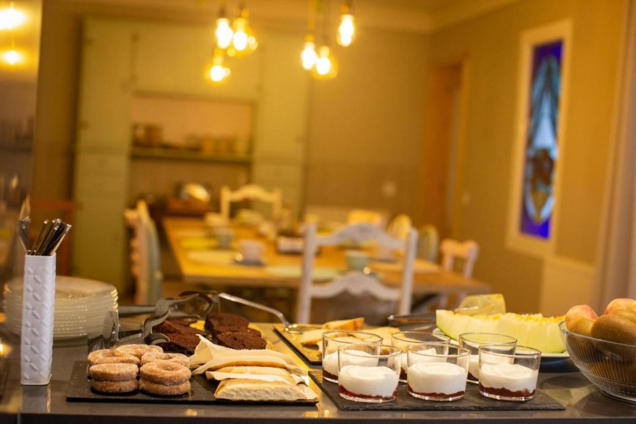 El Patio De Los Jazmines Boutique-House กอนซูเอกรา ภายนอก รูปภาพ